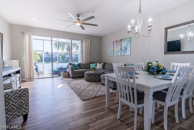 15792 Marcello CIR 182, Naples, FL 34110