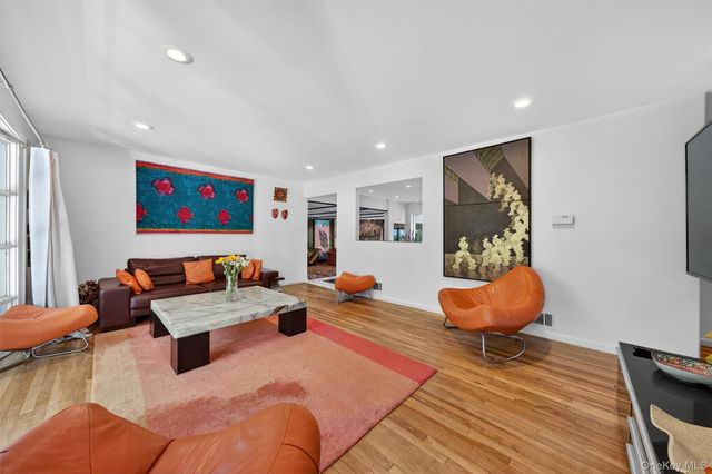 33 Gregory Street, New City, NY 10956