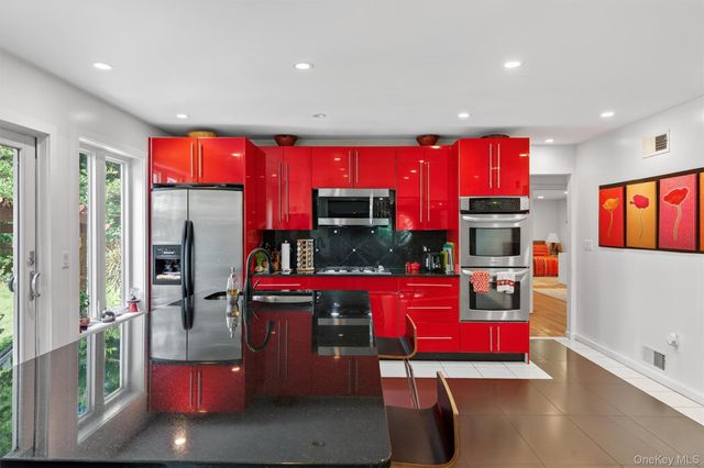 33 Gregory Street, New City, NY 10956