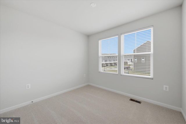 421 NATIONAL ST, Ranson, WV 25438