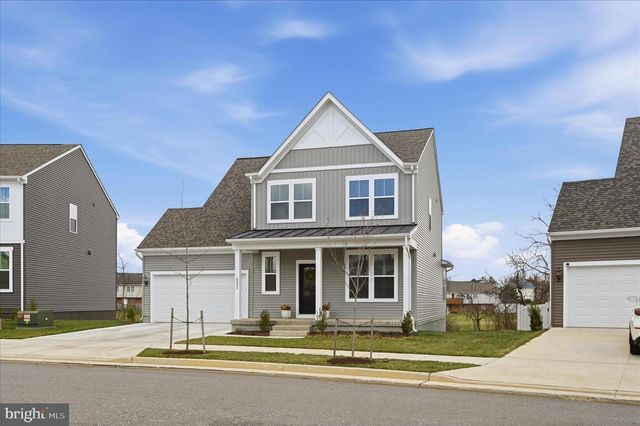 421 NATIONAL ST, Ranson, WV 25438