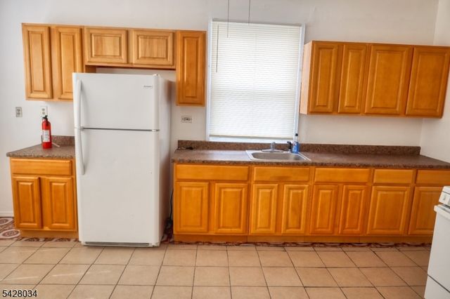 408 14Th Ave, Irvington Twp., NJ 07111