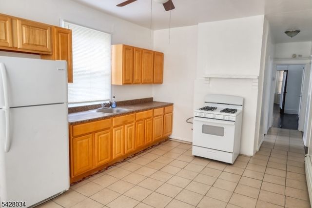 408 14Th Ave, Irvington Twp., NJ 07111