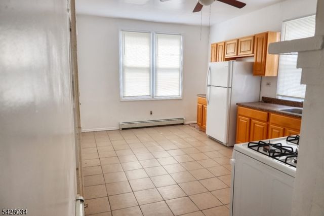 408 14Th Ave, Irvington Twp., NJ 07111
