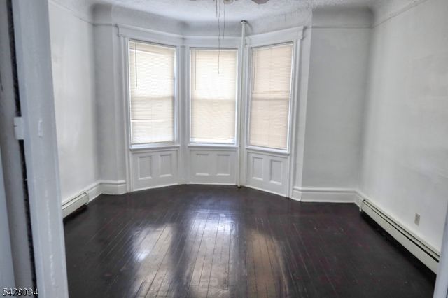408 14Th Ave, Irvington Twp., NJ 07111