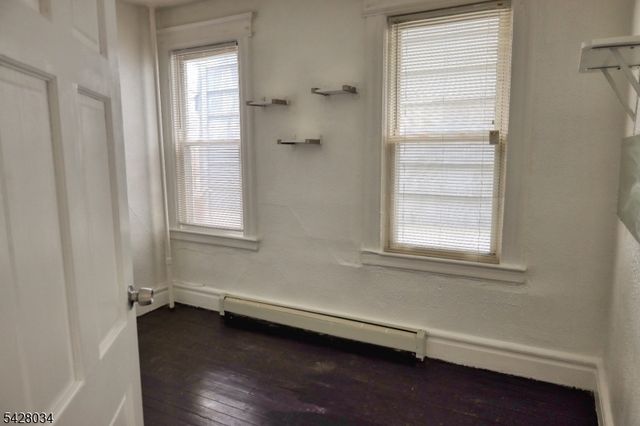 408 14Th Ave, Irvington Twp., NJ 07111