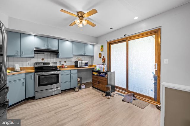 206 COVE RD, Baltimore, MD 21221