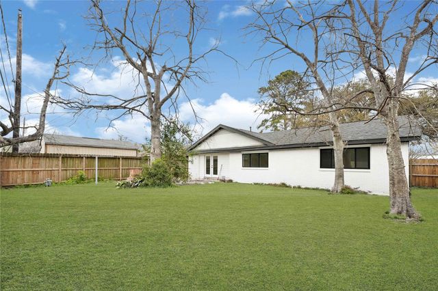 8631 Mcdade Street, Houston, TX 77080