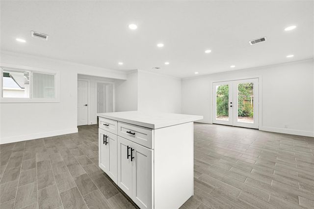 8631 Mcdade Street, Houston, TX 77080