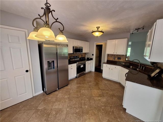 8701 Grouse Run Lane, Fayetteville, NC 28314