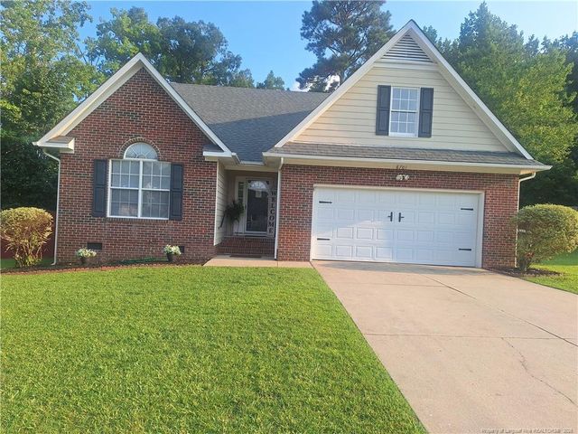 8701 Grouse Run Lane, Fayetteville, NC 28314