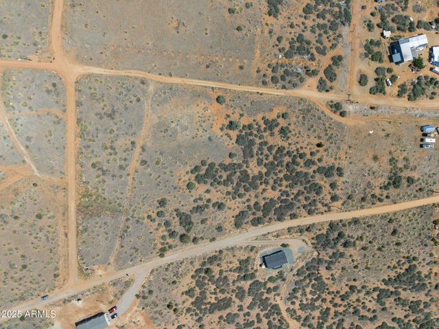 9180 E WOLF Road 3, Dewey, AZ 86327