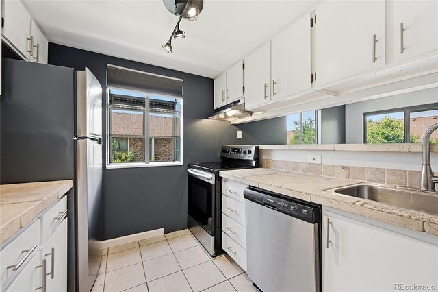 3021 S Ursula Circle 301, Aurora, CO 80014