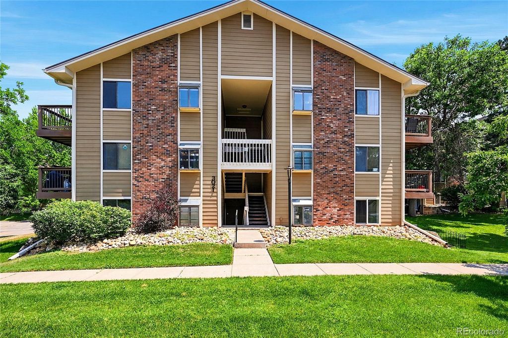3021 S Ursula Circle 301, Aurora, CO 80014