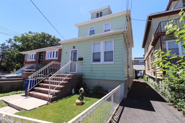 3232 Country Club Road, Bronx, NY 10465