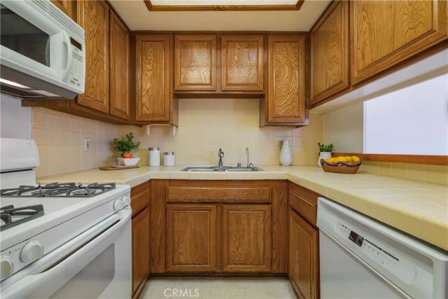 1137 N Maryland Avenue 5, Glendale, CA 91207