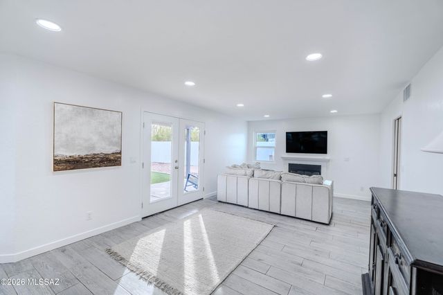 4641 N Paseo De Los Cerritos, Tucson, AZ 85745