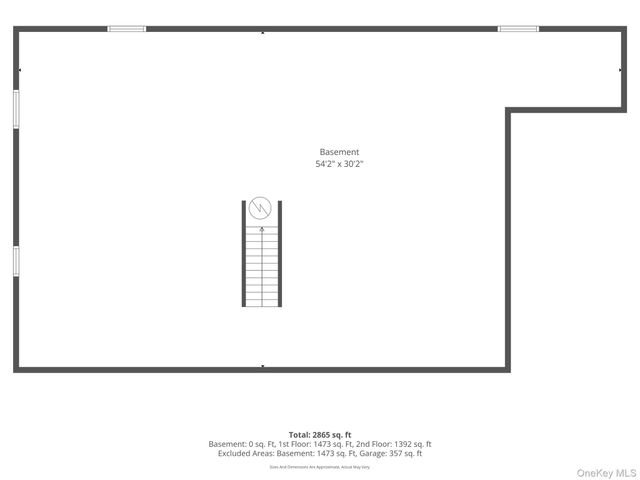 9 Oswego Place, West Babylon, NY 11704