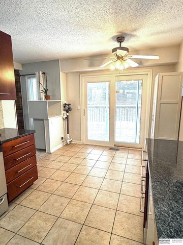 10830 Taylor Street, Omaha, NE 68164