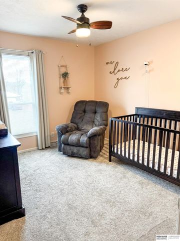 10830 Taylor Street, Omaha, NE 68164