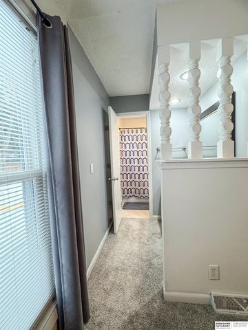 10830 Taylor Street, Omaha, NE 68164