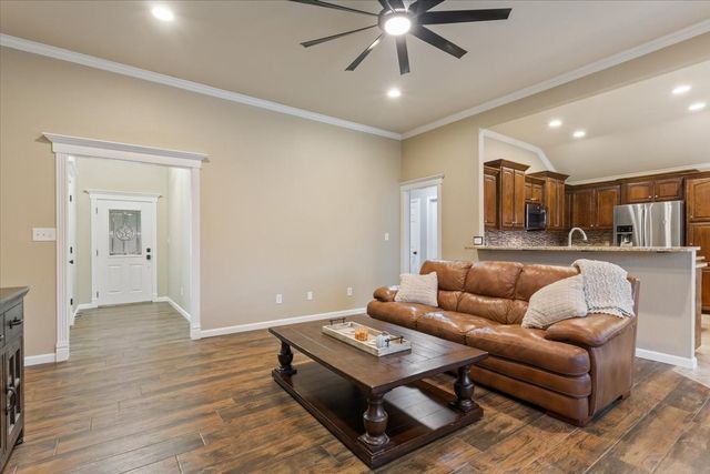 10517 Calaveras, Waco, TX 76708