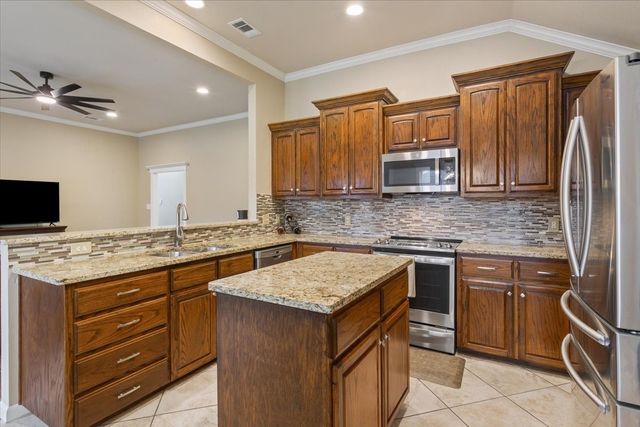 10517 Calaveras, Waco, TX 76708