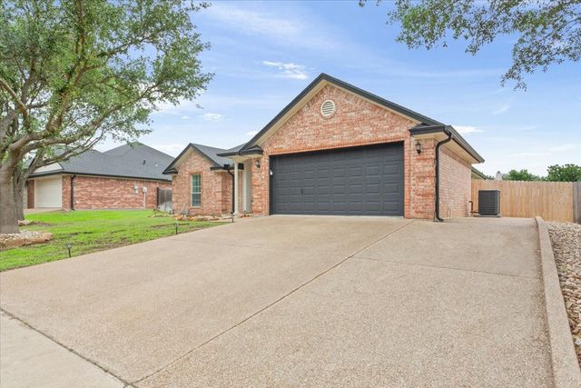 10517 Calaveras, Waco, TX 76708