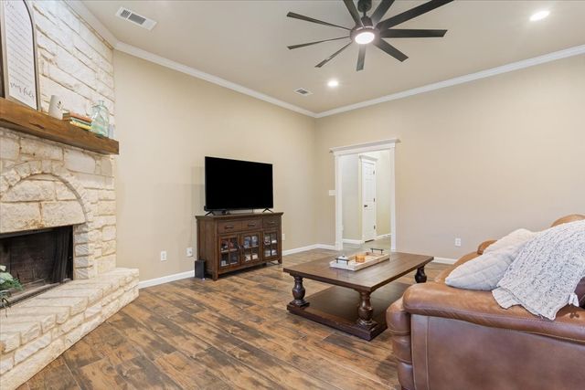10517 Calaveras, Waco, TX 76708