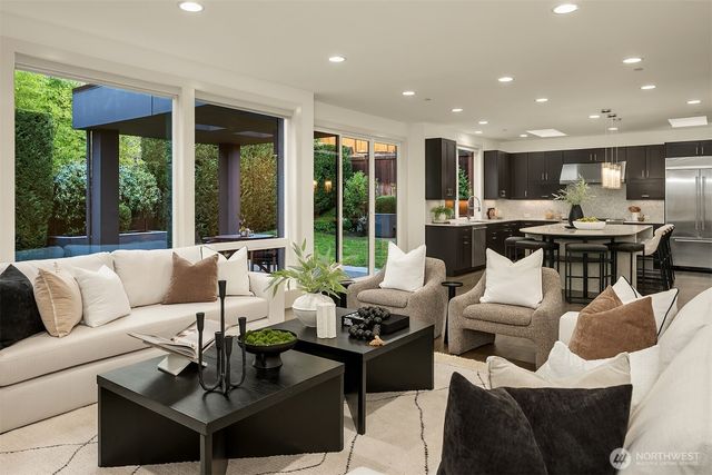 1525 4th Street, Kirkland, WA 98033