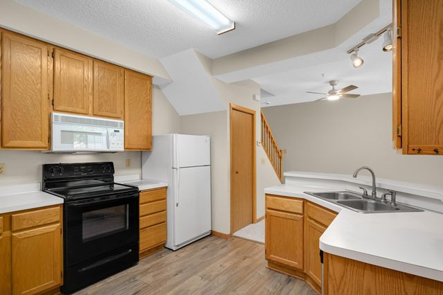 8775 Branson Drive 78, Inver Grove Heights, MN 55076