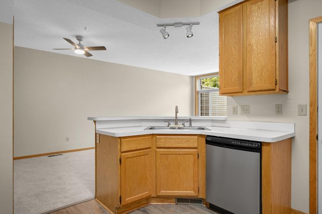 8775 Branson Drive 78, Inver Grove Heights, MN 55076