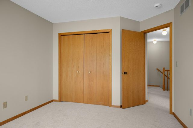 8775 Branson Drive 78, Inver Grove Heights, MN 55076