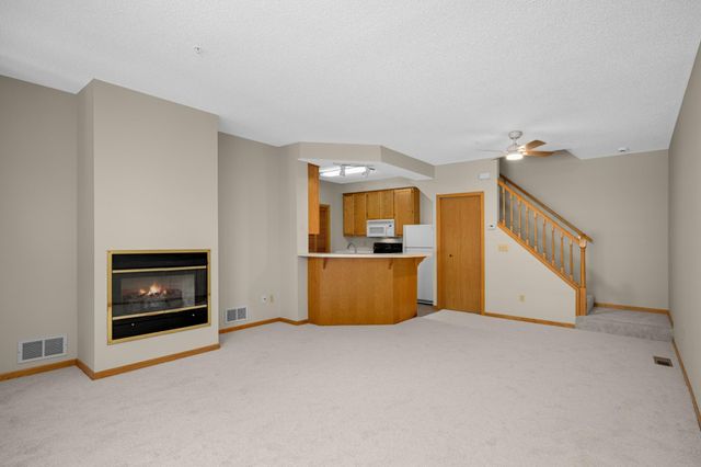 8775 Branson Drive 78, Inver Grove Heights, MN 55076