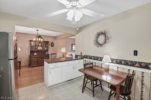 7120 Lakeview Drive, Parma, OH 44129