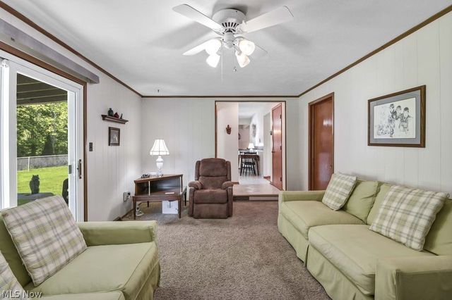 7120 Lakeview Drive, Parma, OH 44129