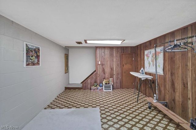 7120 Lakeview Drive, Parma, OH 44129