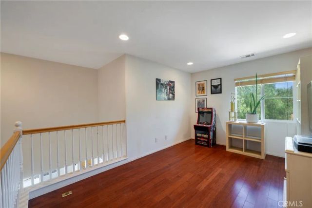 3819 Saint Austell, Perris, CA 92571