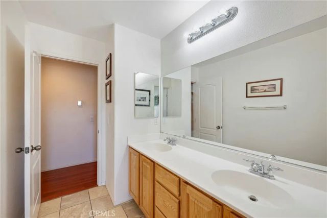 3819 Saint Austell, Perris, CA 92571