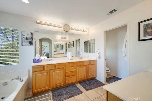 3819 Saint Austell, Perris, CA 92571