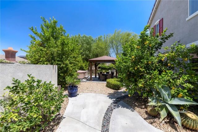 3819 Saint Austell, Perris, CA 92571