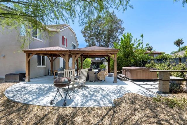 3819 Saint Austell, Perris, CA 92571