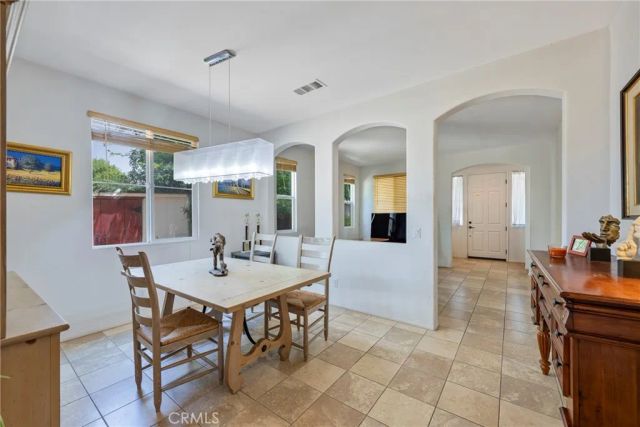 3819 Saint Austell, Perris, CA 92571