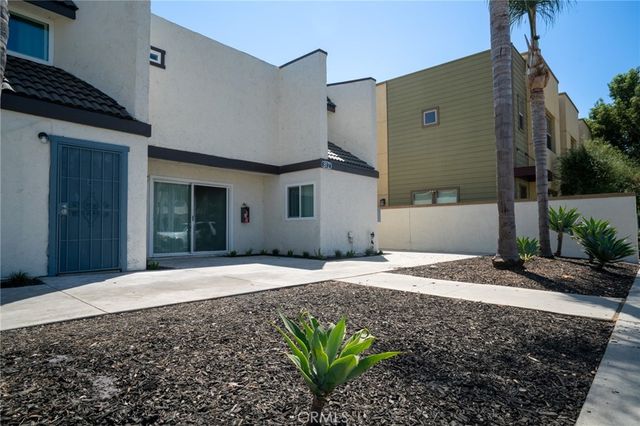812 E Santa Ana, Santa Ana, CA 92701