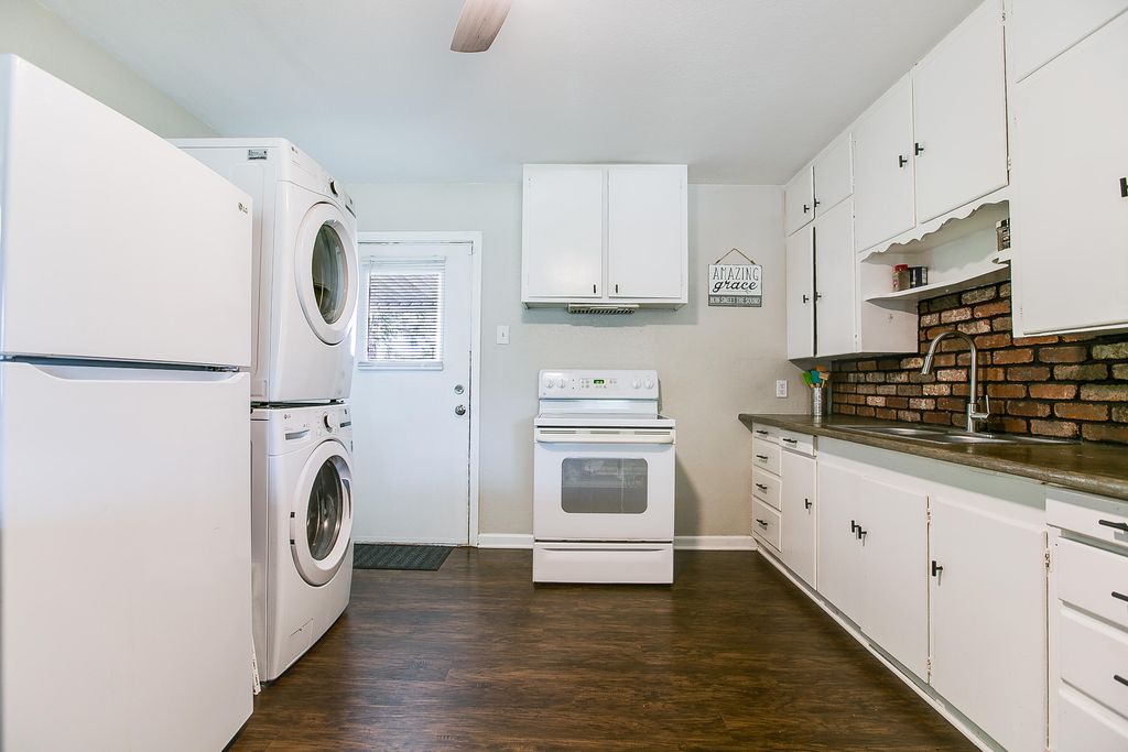 Image 5 of property listing at 2646 W Harris Avenue, San Angelo, TX 76901