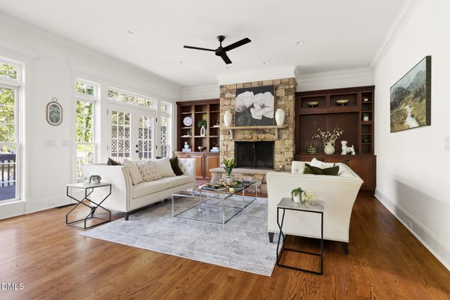 135 North Street, Chapel Hill, NC 27514