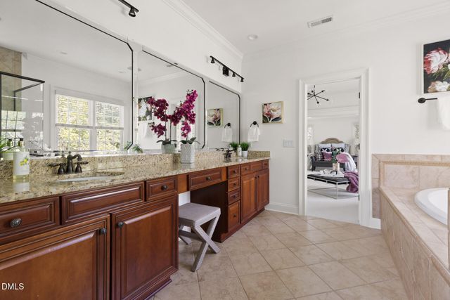 135 North Street, Chapel Hill, NC 27514