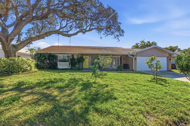 14108 110TH TERRACE, Largo, FL 33774