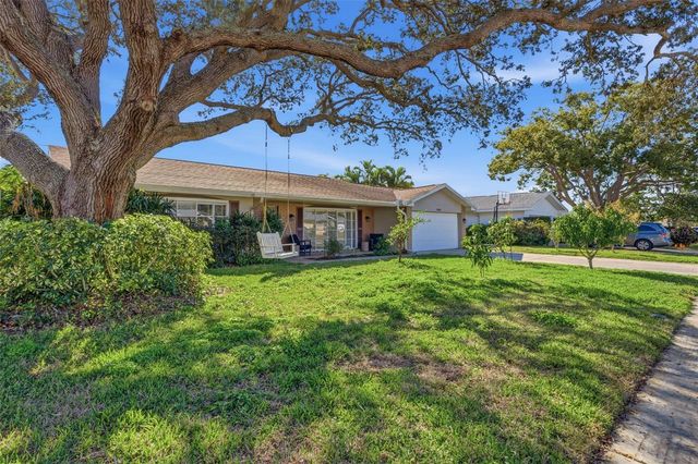 14108 110TH TERRACE, Largo, FL 33774