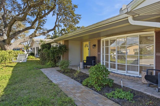 14108 110TH TERRACE, Largo, FL 33774